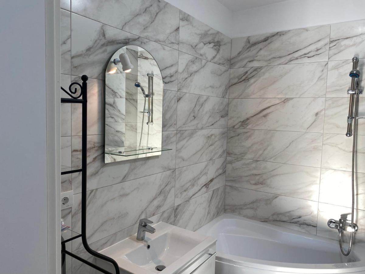 Runcu Apartment Bukares Bagian luar foto